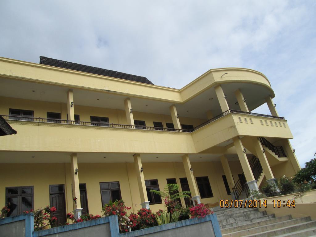 Sapadia Hotel And Cottage Parapat Room photo