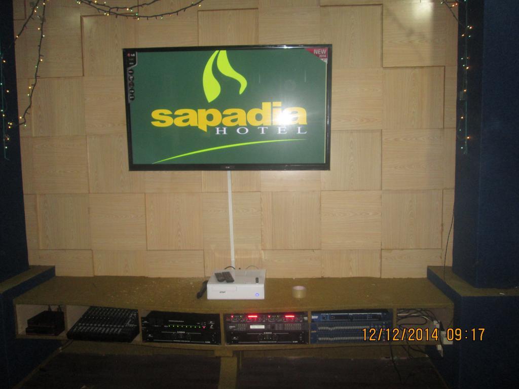 Sapadia Hotel And Cottage Parapat Exterior photo