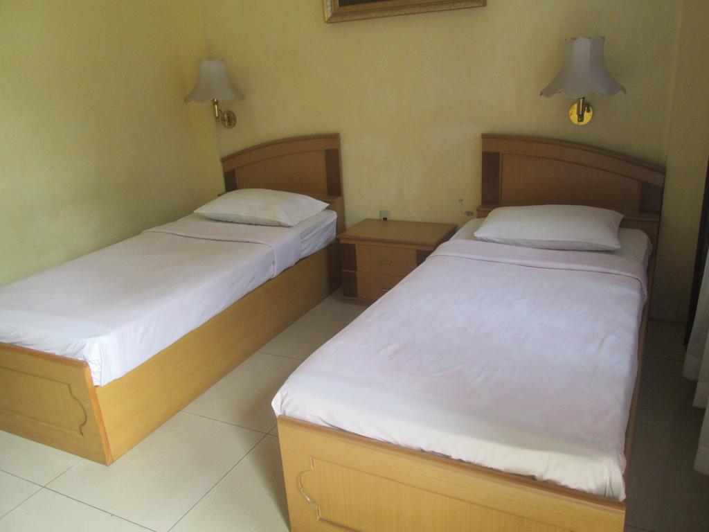 Sapadia Hotel And Cottage Parapat Room photo
