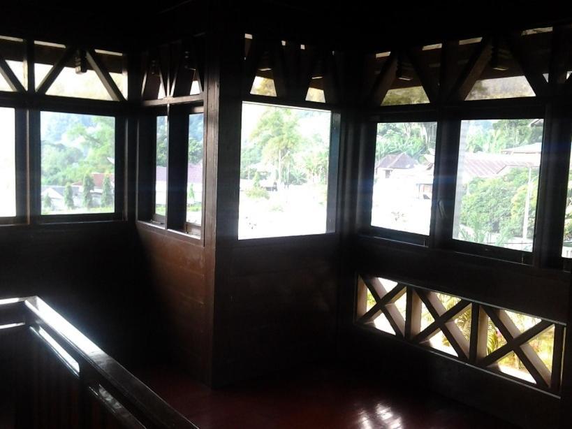 Sapadia Hotel And Cottage Parapat Room photo